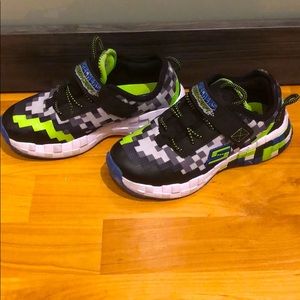 Skechers Megacraft kids sneaker size 1.5